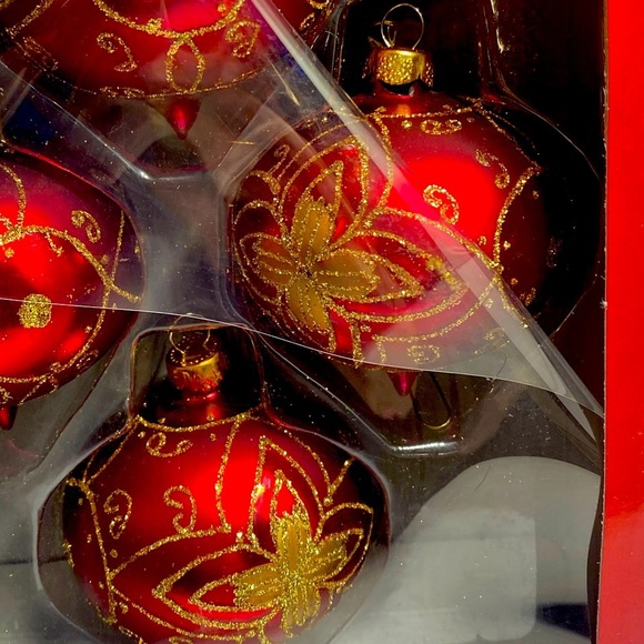 8 glass ornaments - Picture 3 of 5